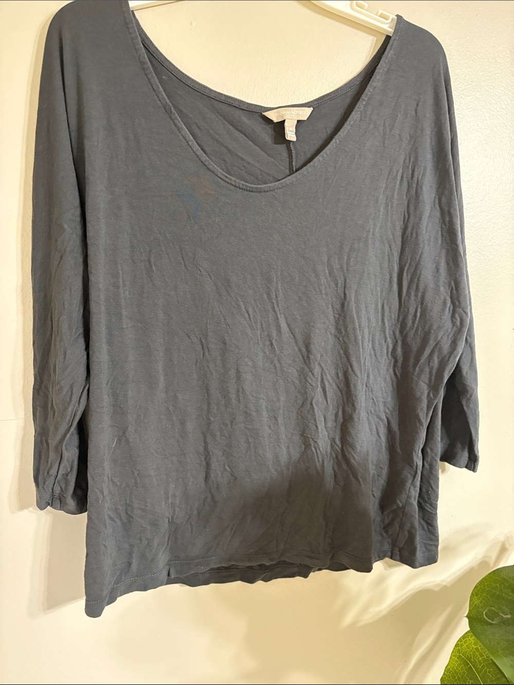 Banana Republic Women's Long Sleeve Scoop Neck Tee - Gray